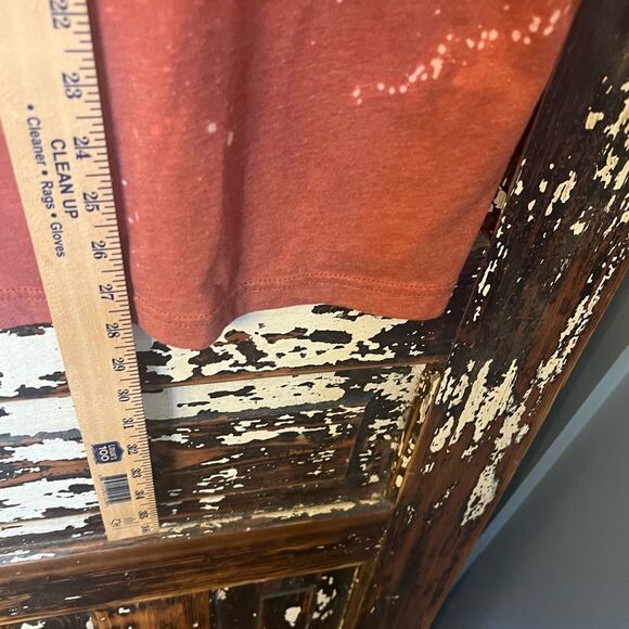 Bad Bunny Distressed picture Graphic T-Shirt. Size L. Unisex. Bleached look. - Picture 5 of 6